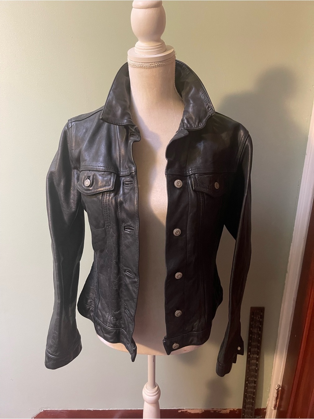 Vintage Gap 90's Early 2000 Classic Black Leather Jacket - Women's Tailored Coat